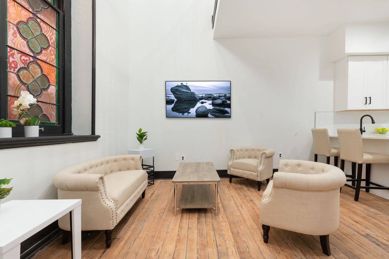 Philadelphia Apartment: 1520 Green Street