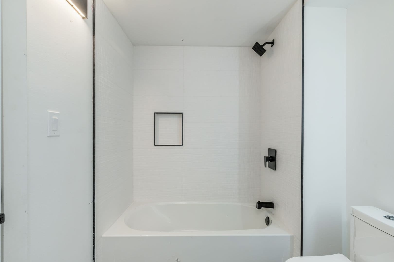 Philadelphia Apartment: 734 South 17th Street