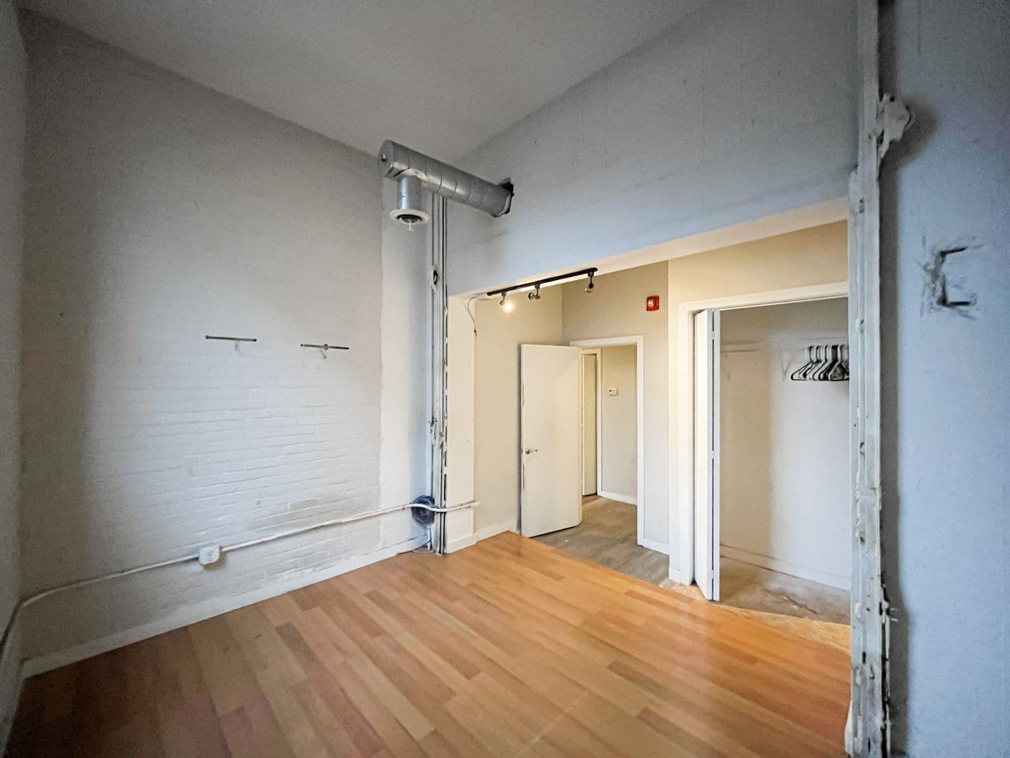 Philadelphia Apartment: 340 North 12th Street
