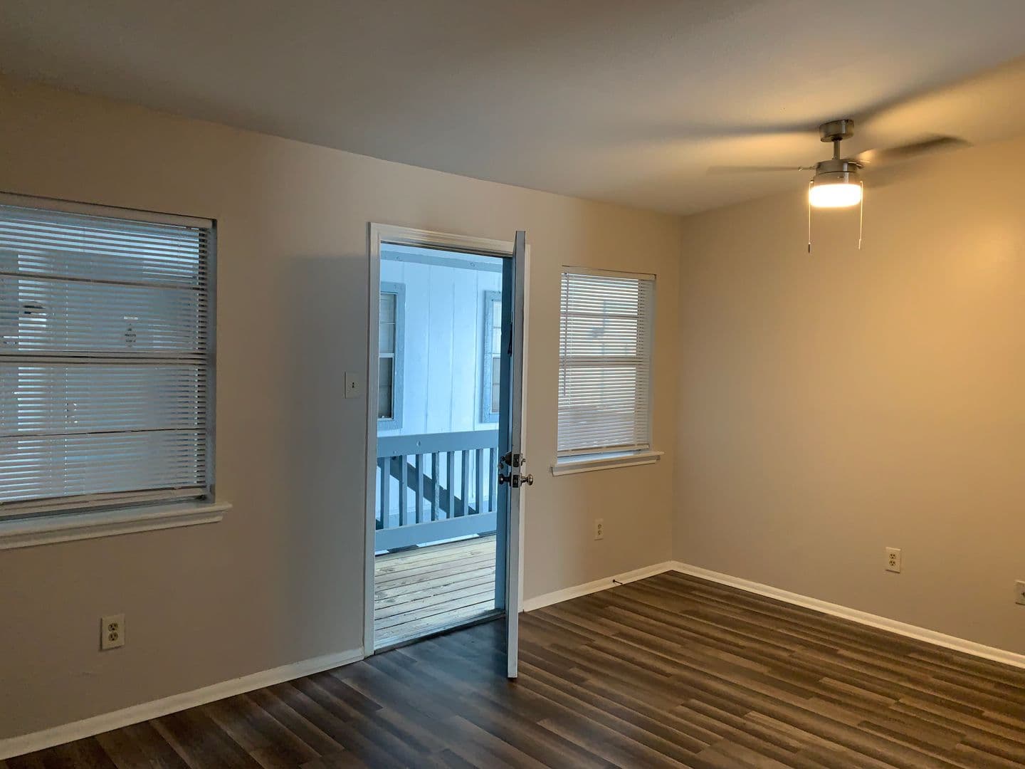 Metairie Apartment: 2224 Pasadena Ave.