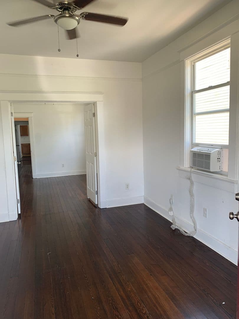 New Orleans Apartment: 1917-19 Gallier St.