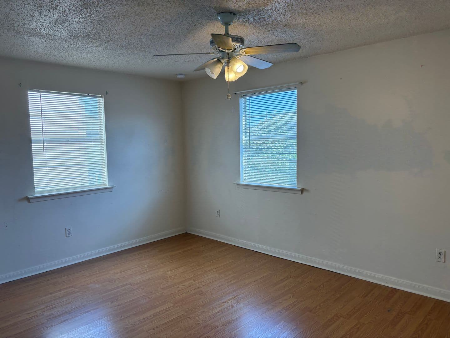 New Orleans House: 1827 8th St.