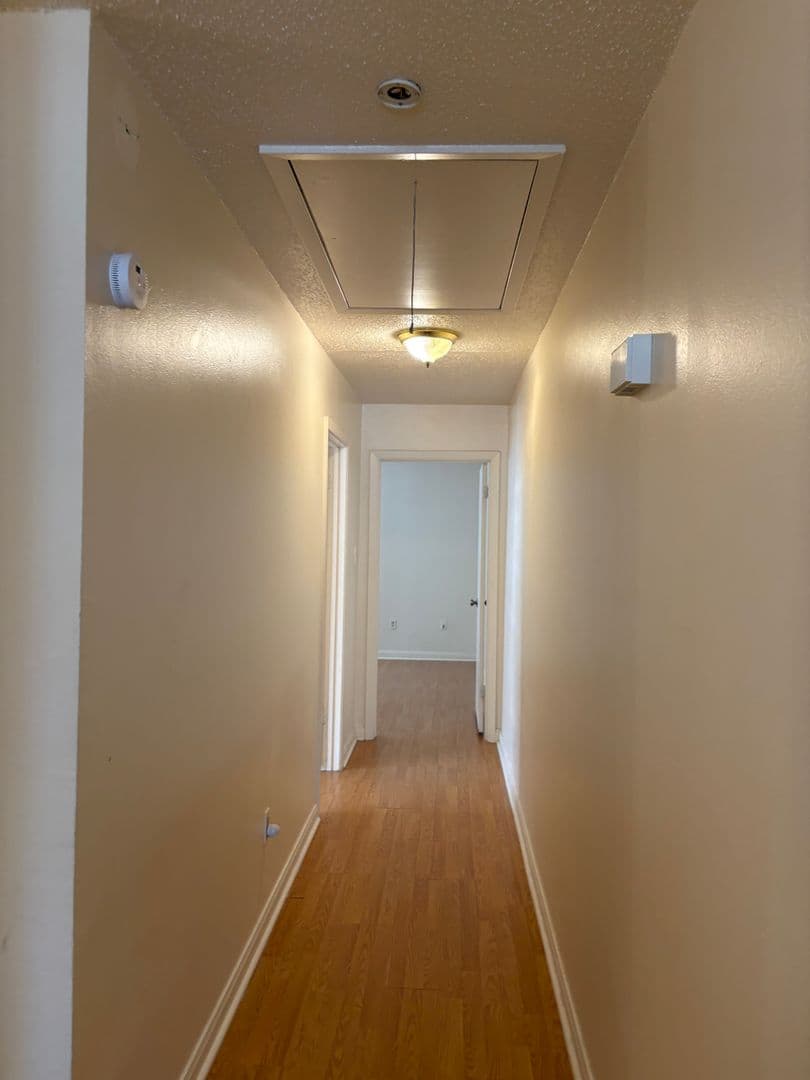 New Orleans House: 1827 8th St.