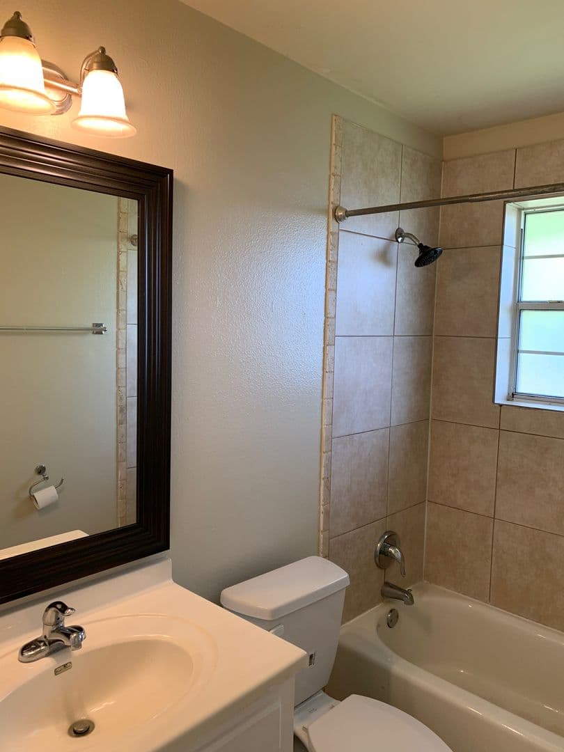 Chalmette Apartment: 3100-02 Pakenham Dr.