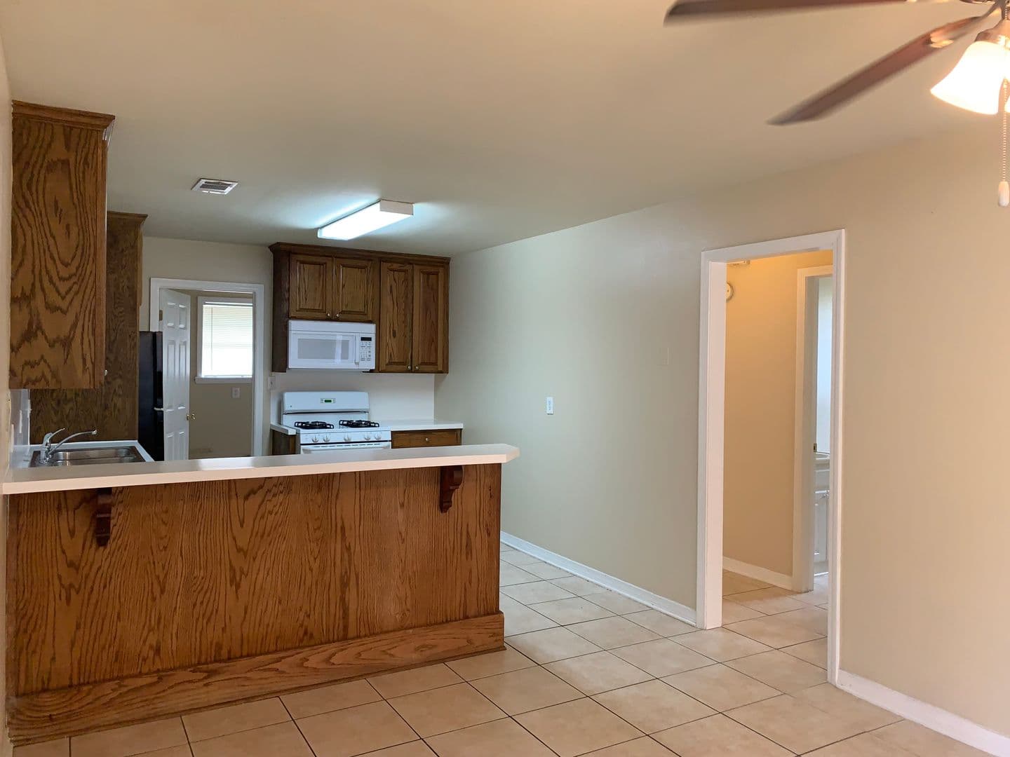 Chalmette Apartment: 3100-02 Pakenham Dr.