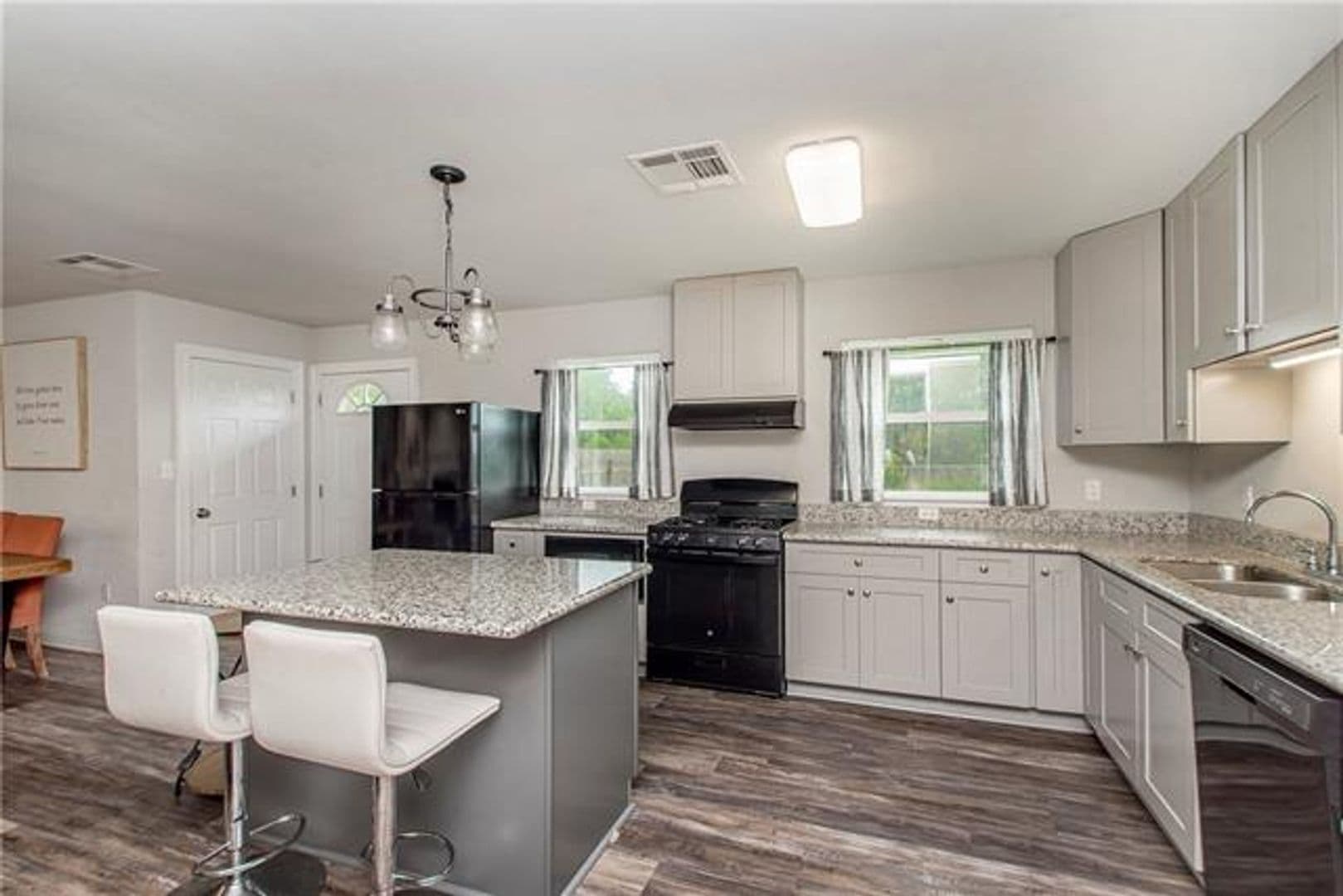Violet House: 2409 Riverbend Dr.
