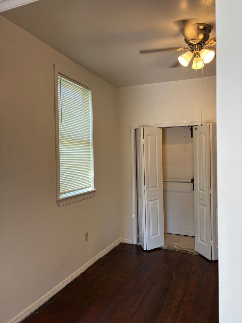 New Orleans Apartment: 2404-06 A.P. Tureaud St.
