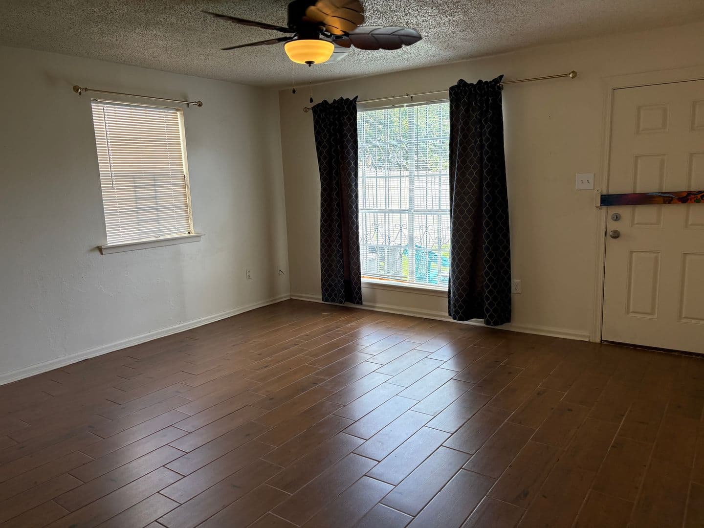 New Orleans House: 1827 8th St.