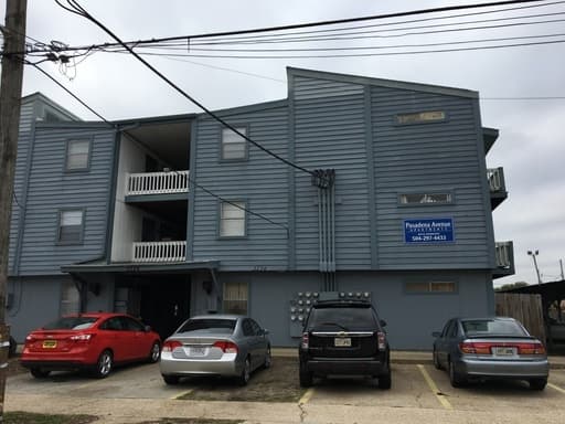 Metairie Apartment: 2224 Pasadena Ave.