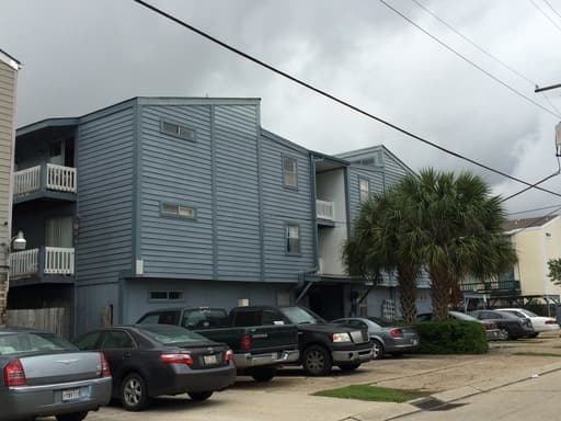 Metairie Apartment: 2224 Pasadena Ave.