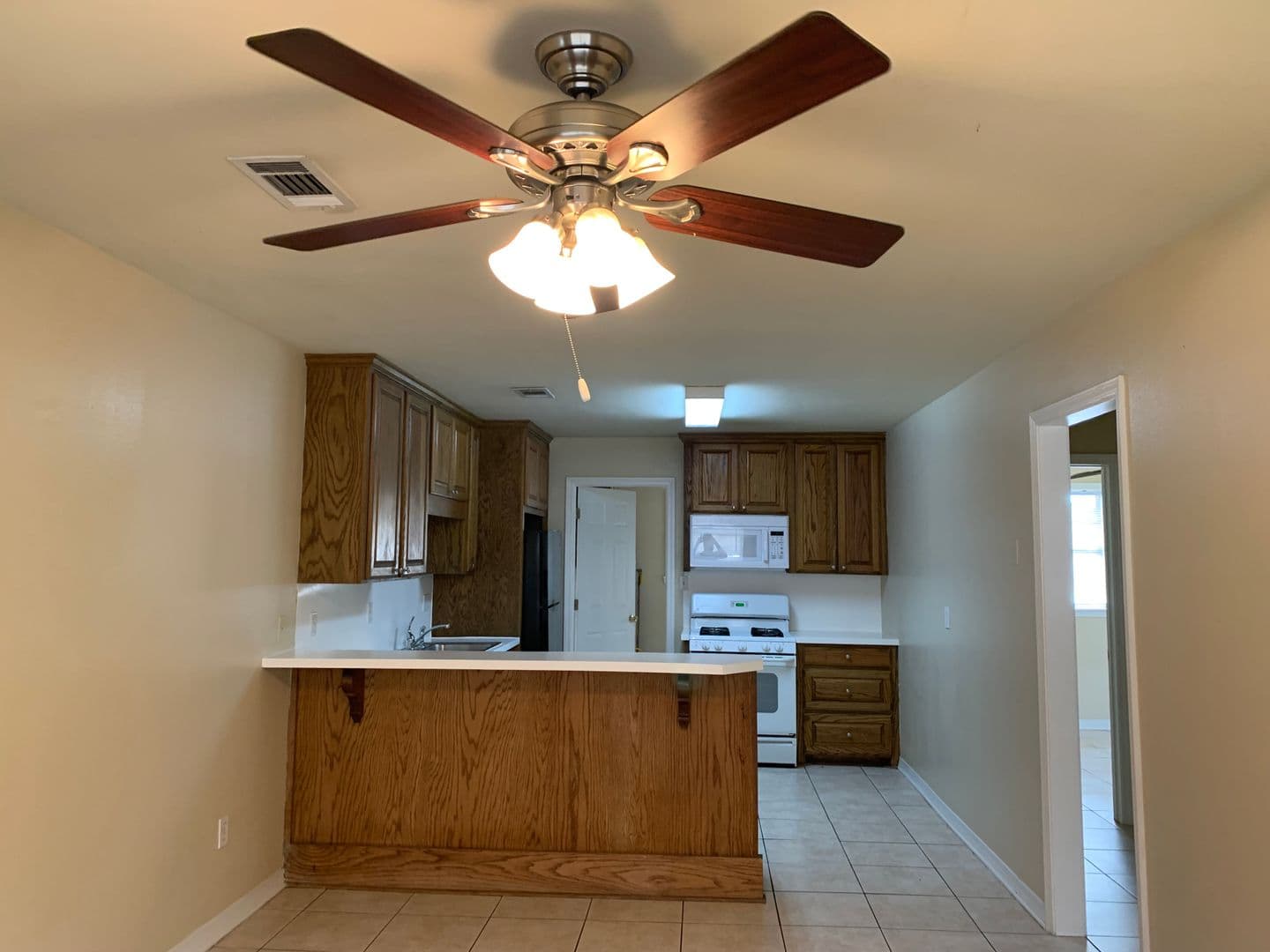 Chalmette Apartment: 3100-02 Pakenham Dr.