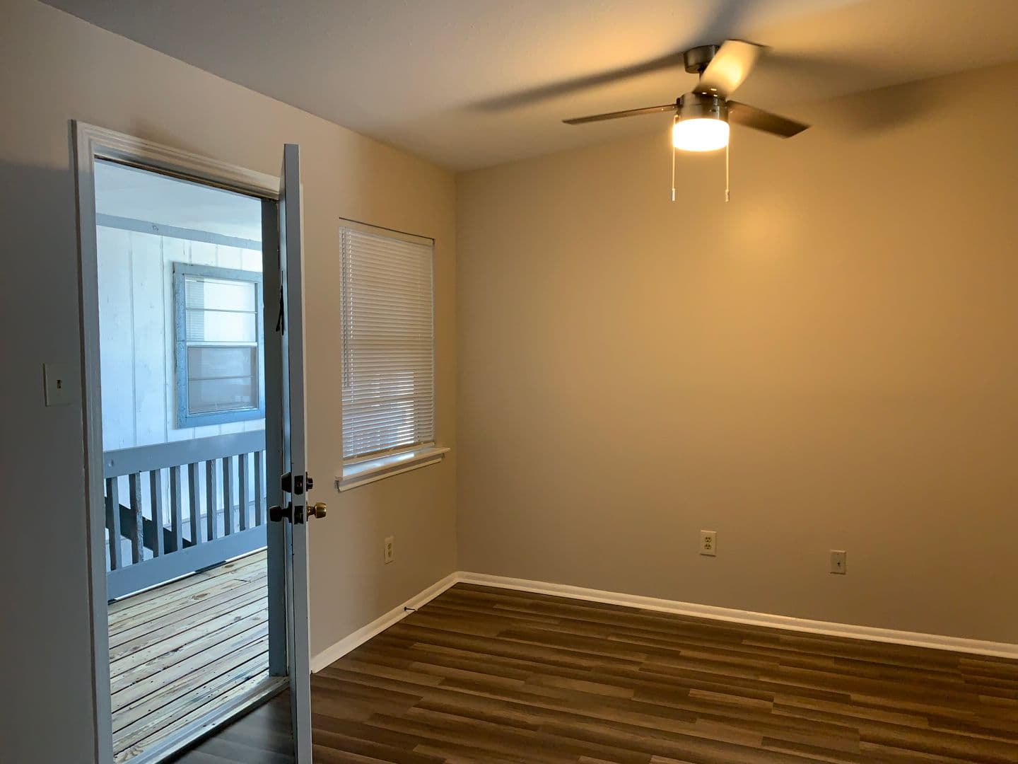 Metairie Apartment: 2224 Pasadena Ave.