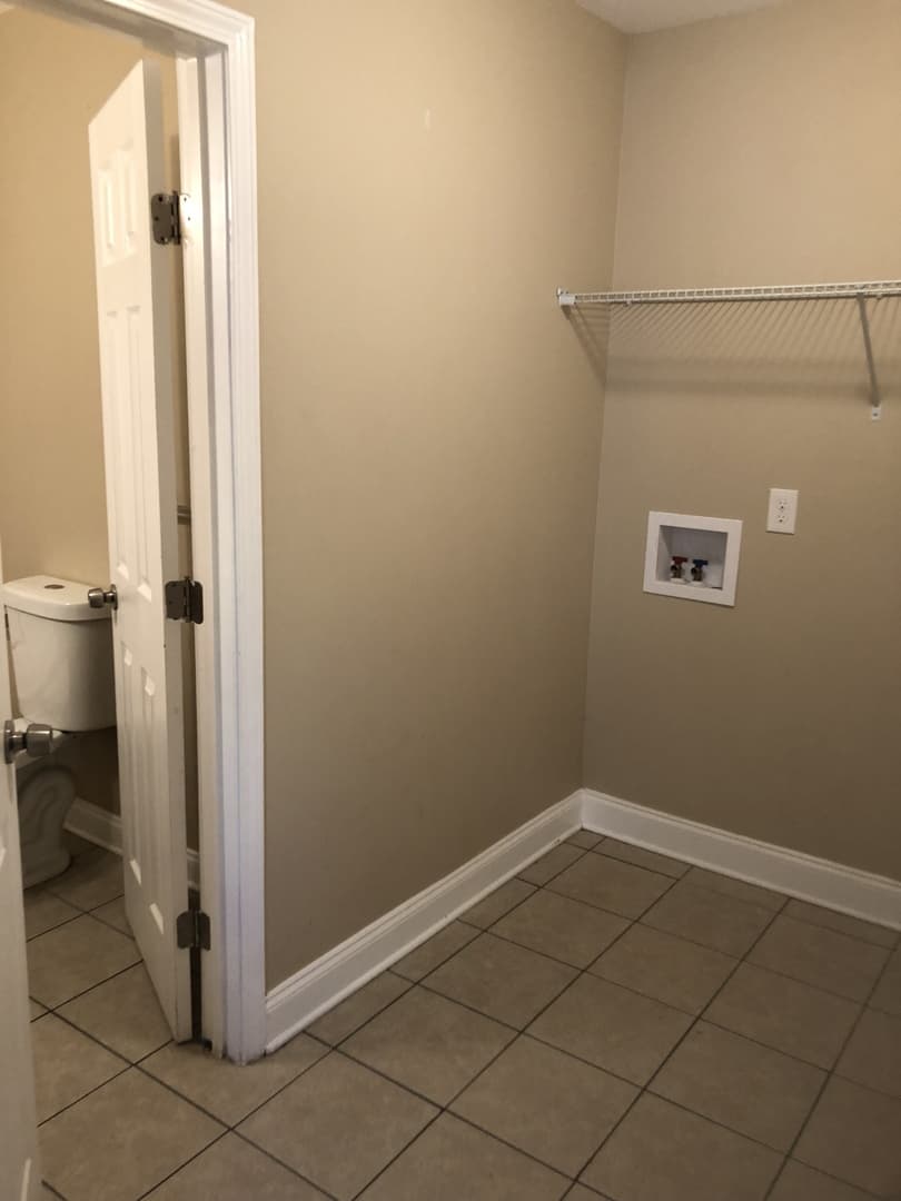 New Orleans Apartment: 1818A-1818B Agriculture St.