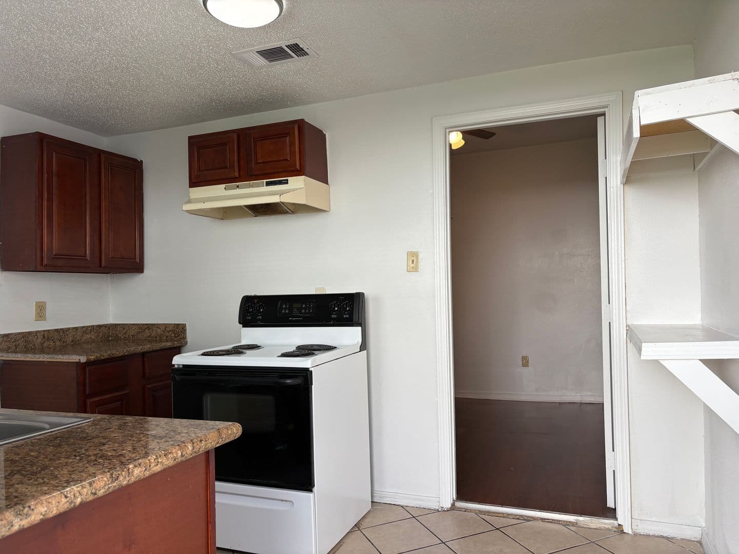 New Orleans Apartment: 2404-06 A.P. Tureaud St.