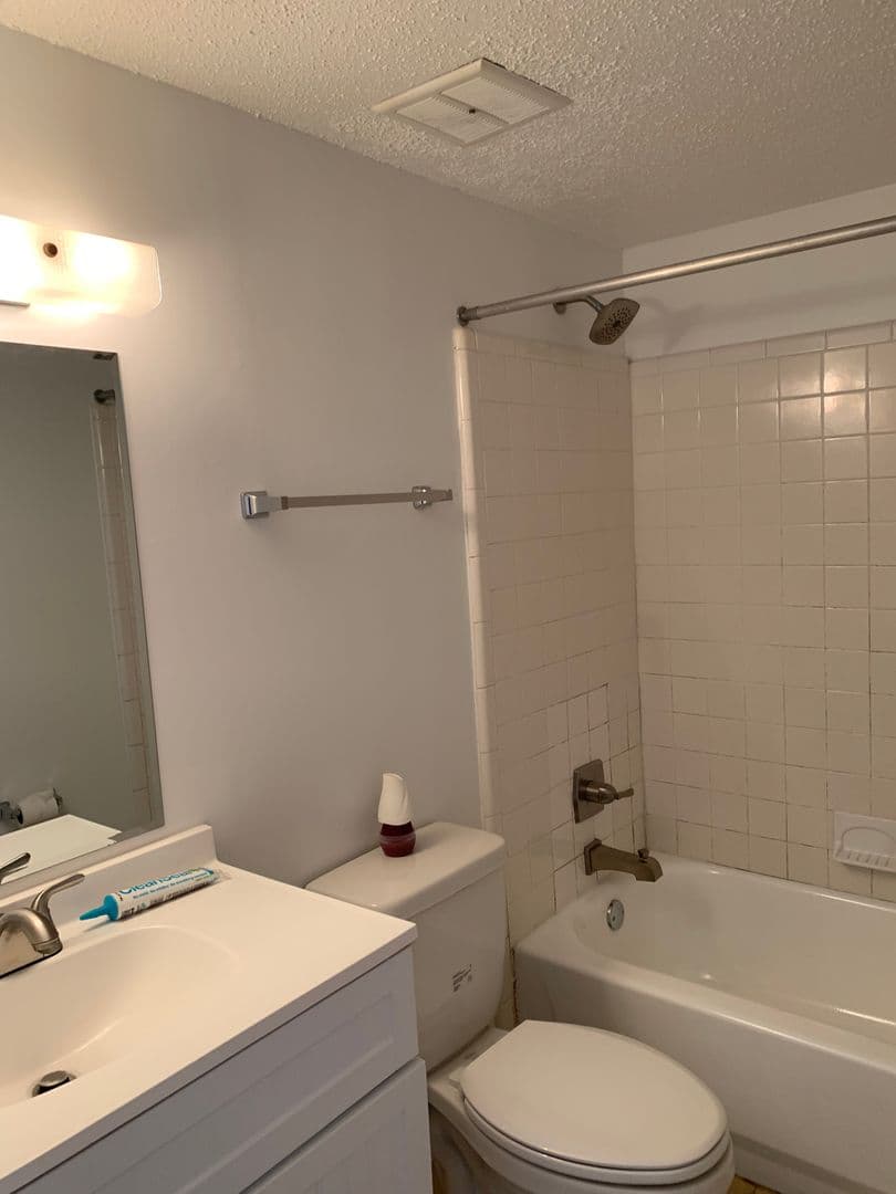 Metairie Apartment: 105-117 Raspberry Ln.
