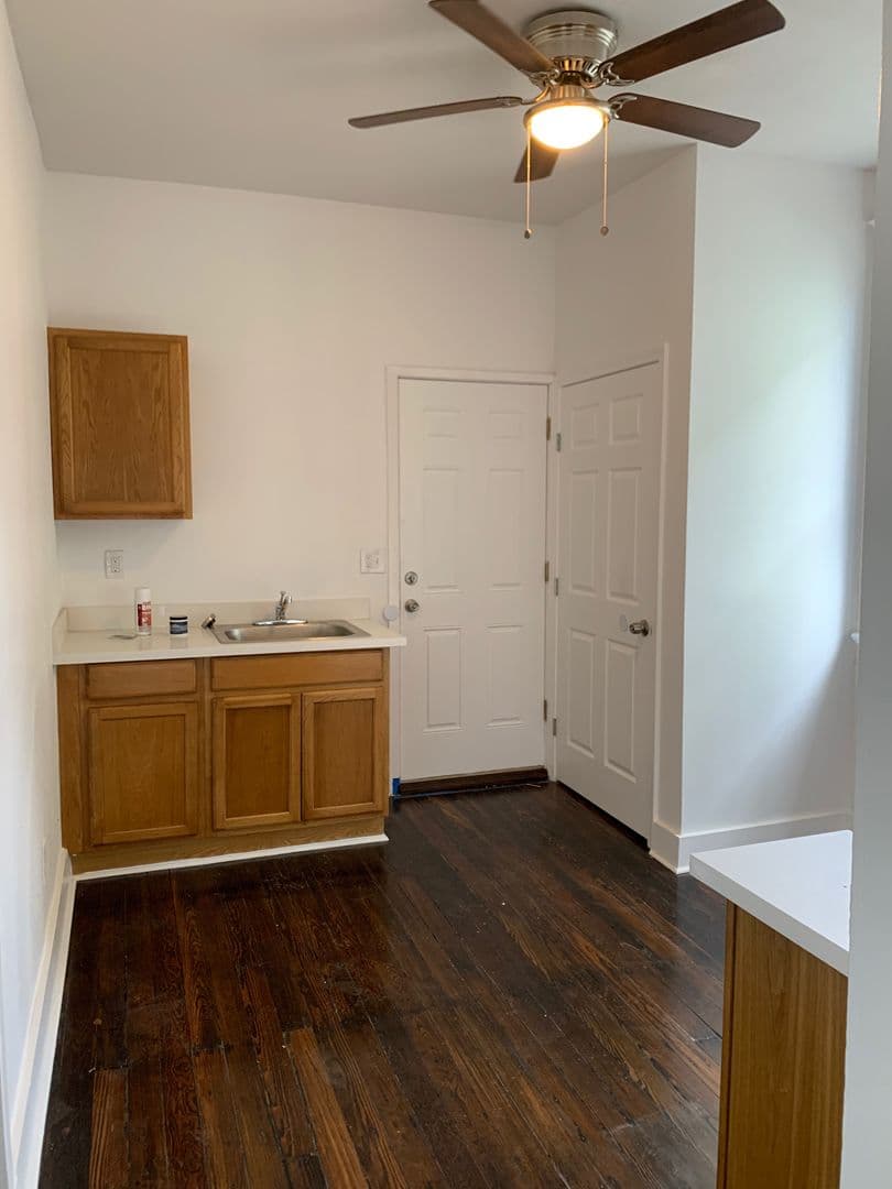 New Orleans Apartment: 1917-19 Gallier St.