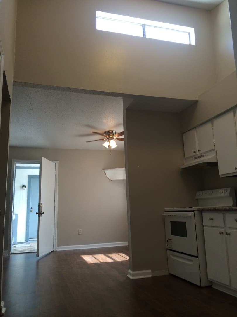 Metairie Apartment: 2224 Pasadena Ave.