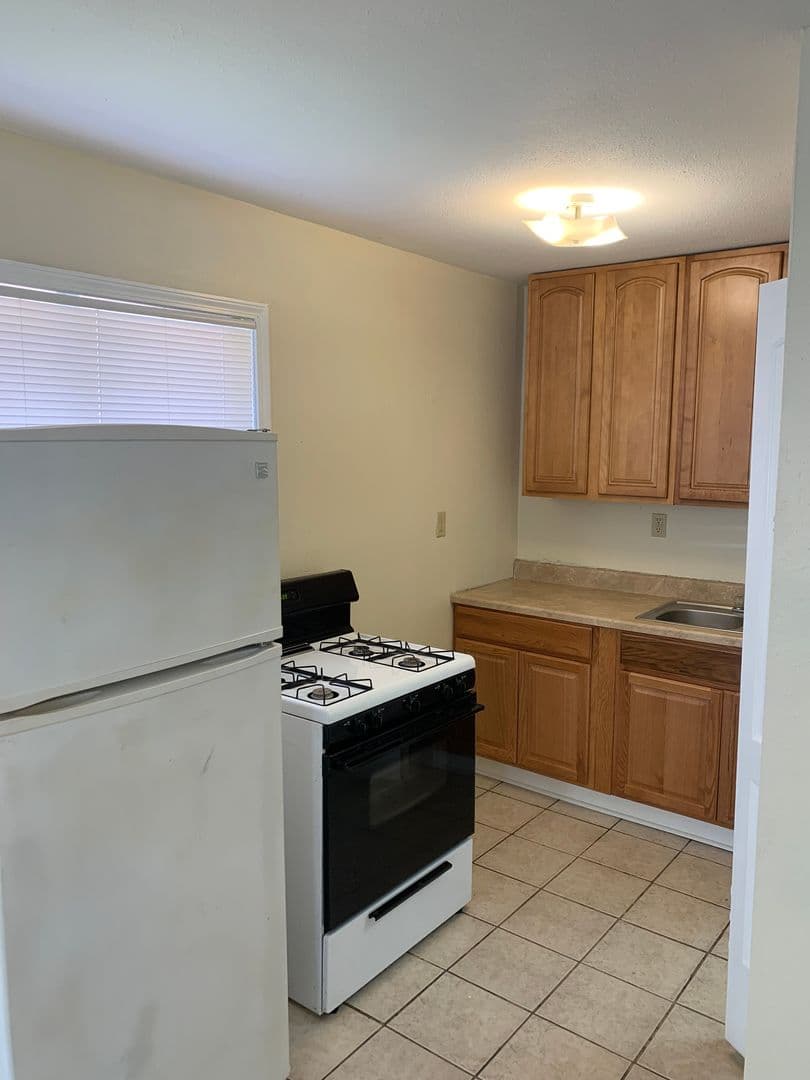 New Orleans Apartment: 1520-26 Lesseps St.