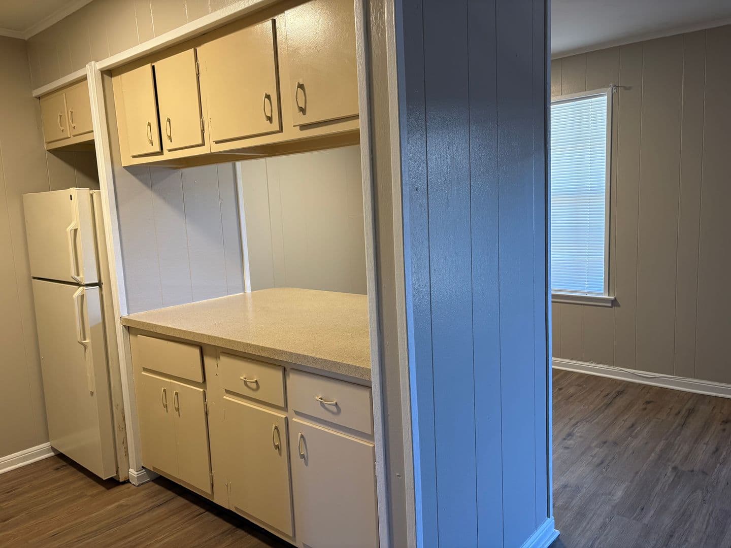 River Ridge Apartment: 10542 Jefferson Hwy.