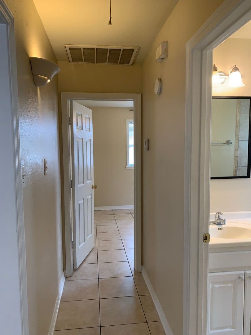 Chalmette Apartment: 3100-02 Pakenham Dr.