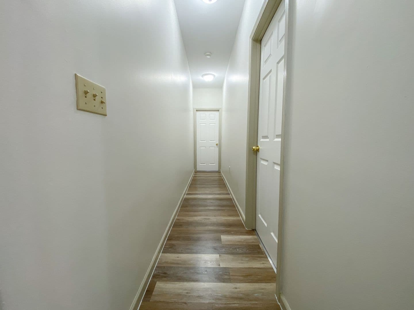 Hartford Apartment: 698-700 Broad St