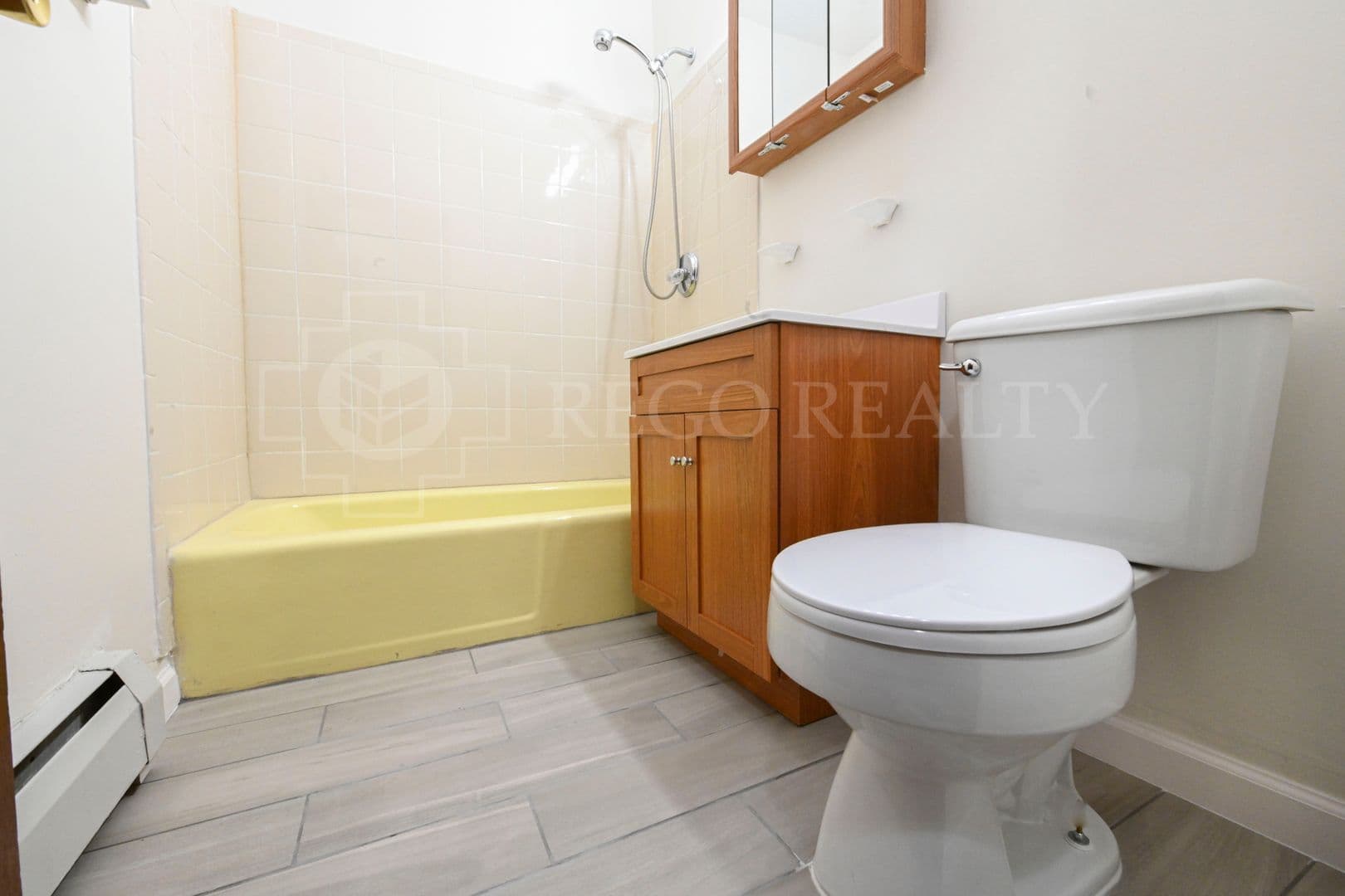 Hartford Apartment: 45 Allen Pl