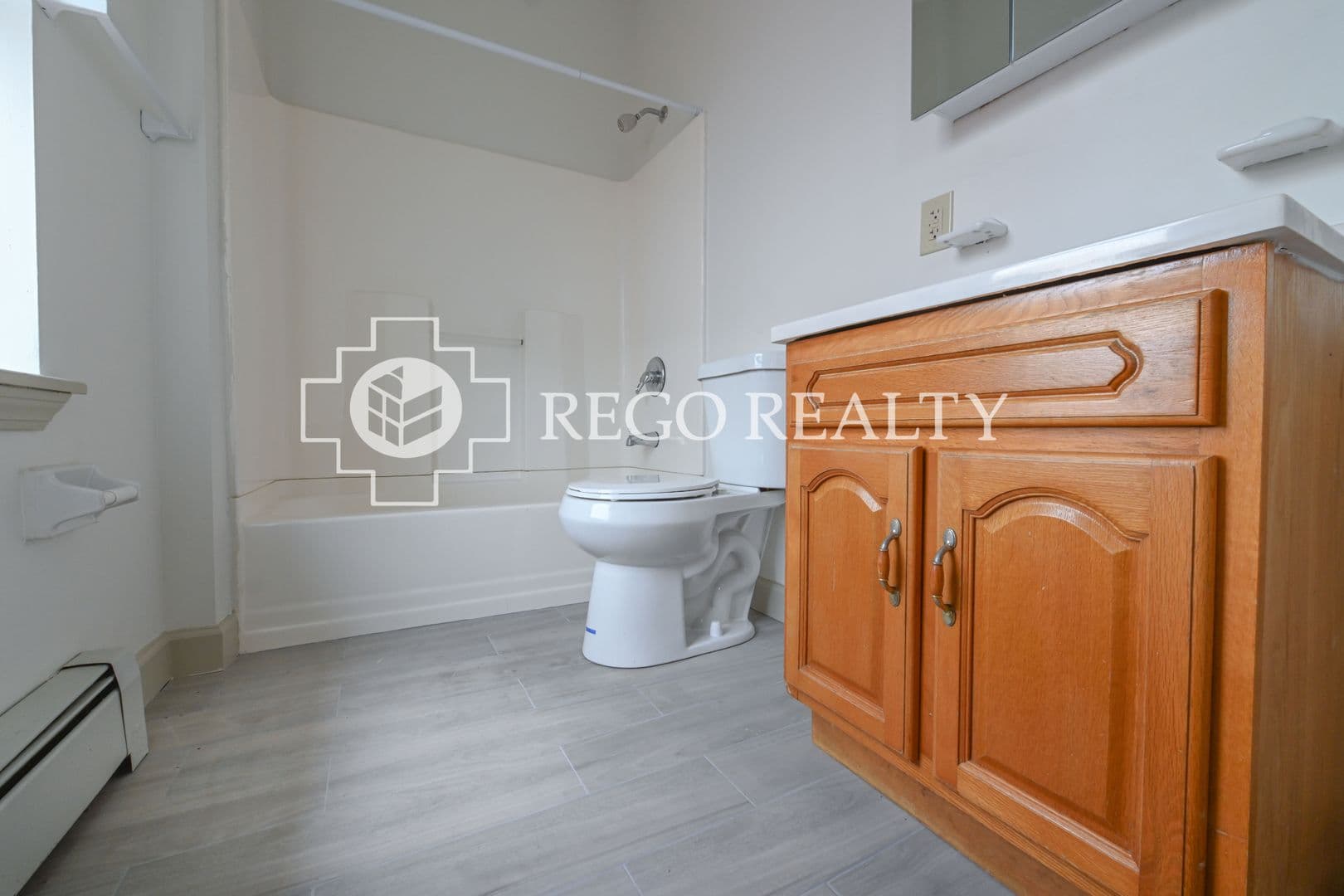 Hartford Apartment: 670-676 Broad St