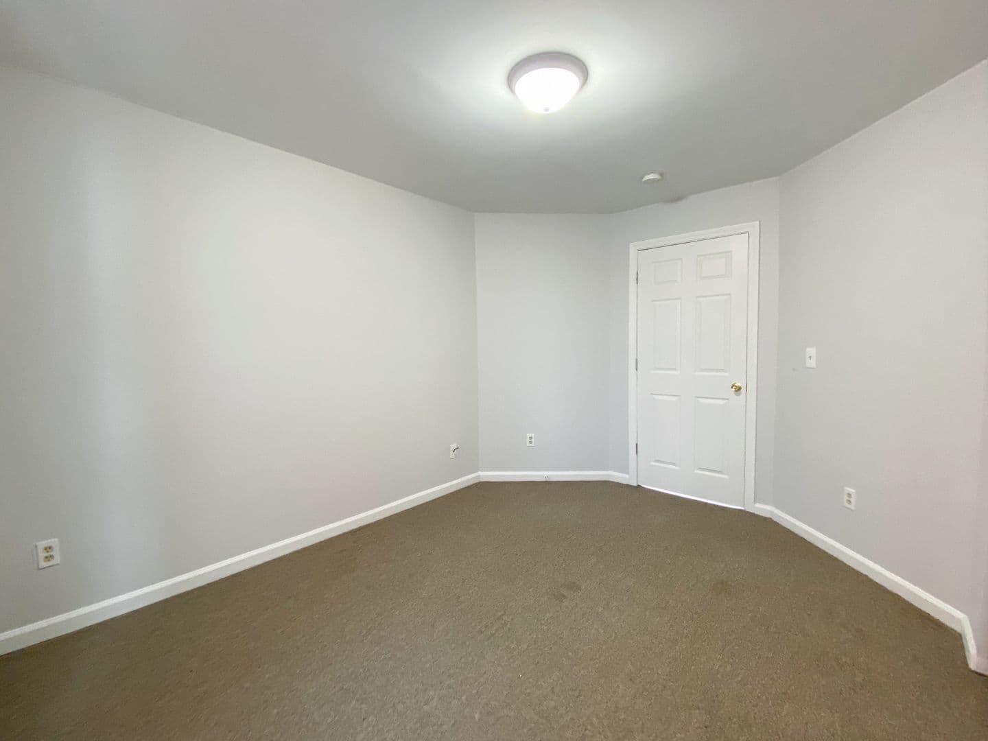 Hartford House: 158 Ward St