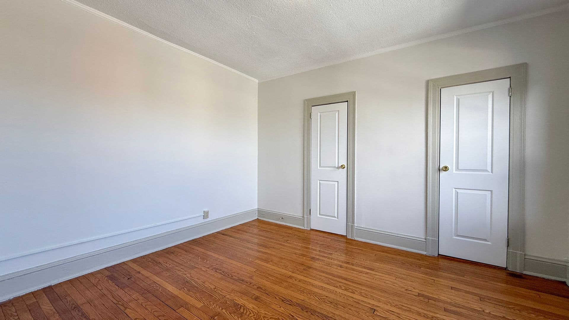 Hartford Apartment: 60-62 School St
