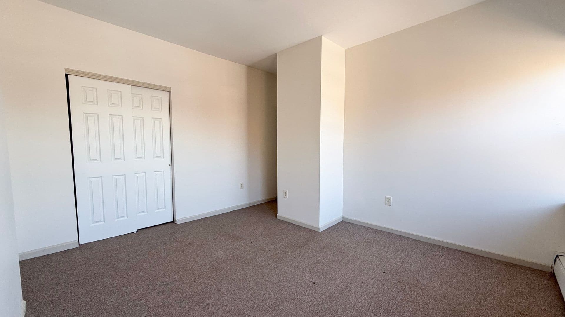 Hartford Apartment: 670-676 Broad St