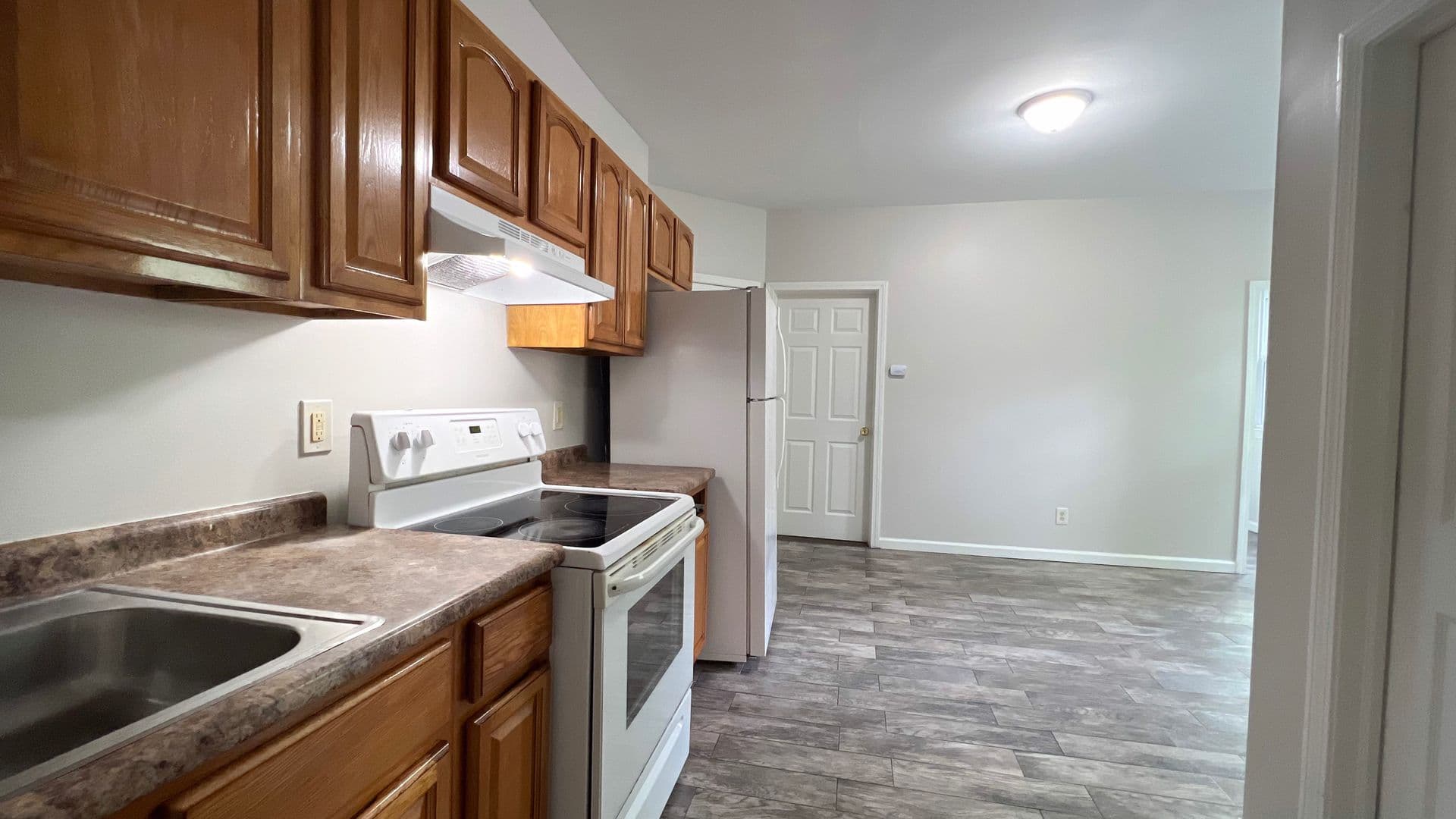Hartford Apartment: 128-130 Nelson St