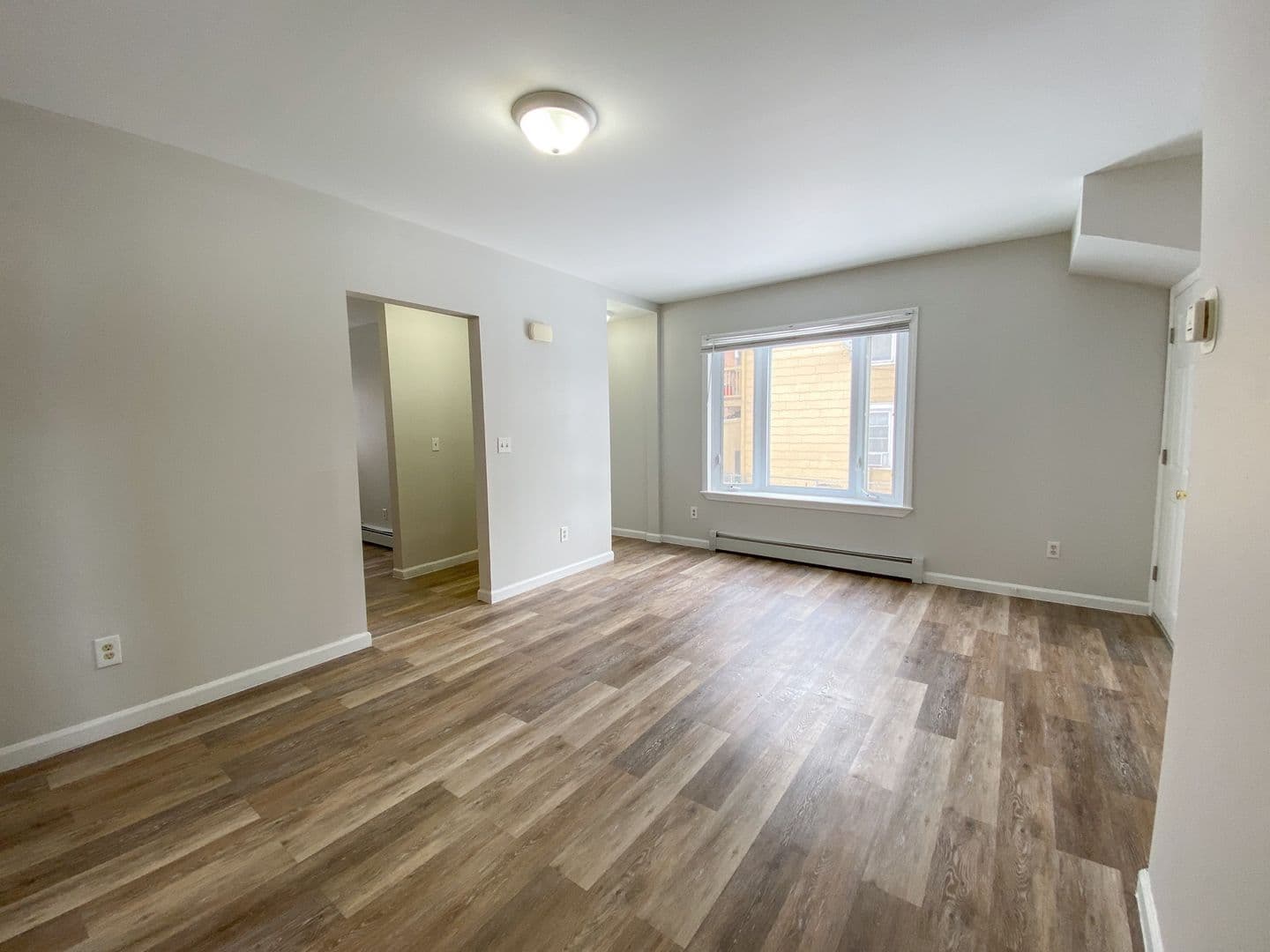 Hartford House: 158 Ward St