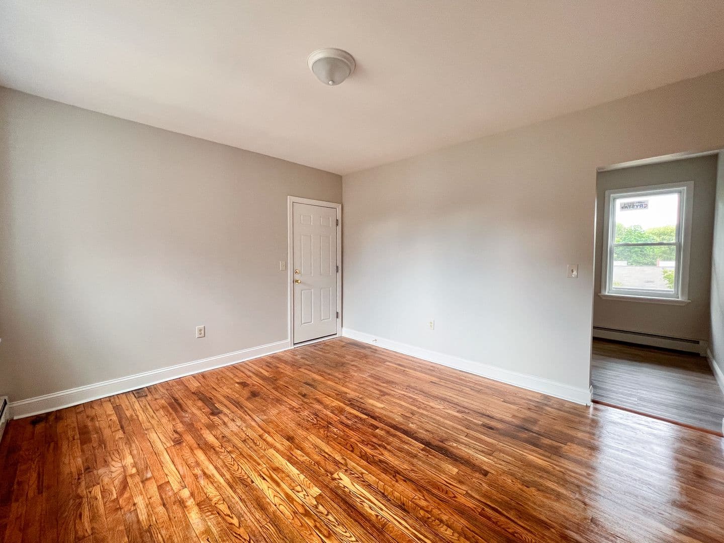 Hartford Apartment: 451-455 Edgewood St