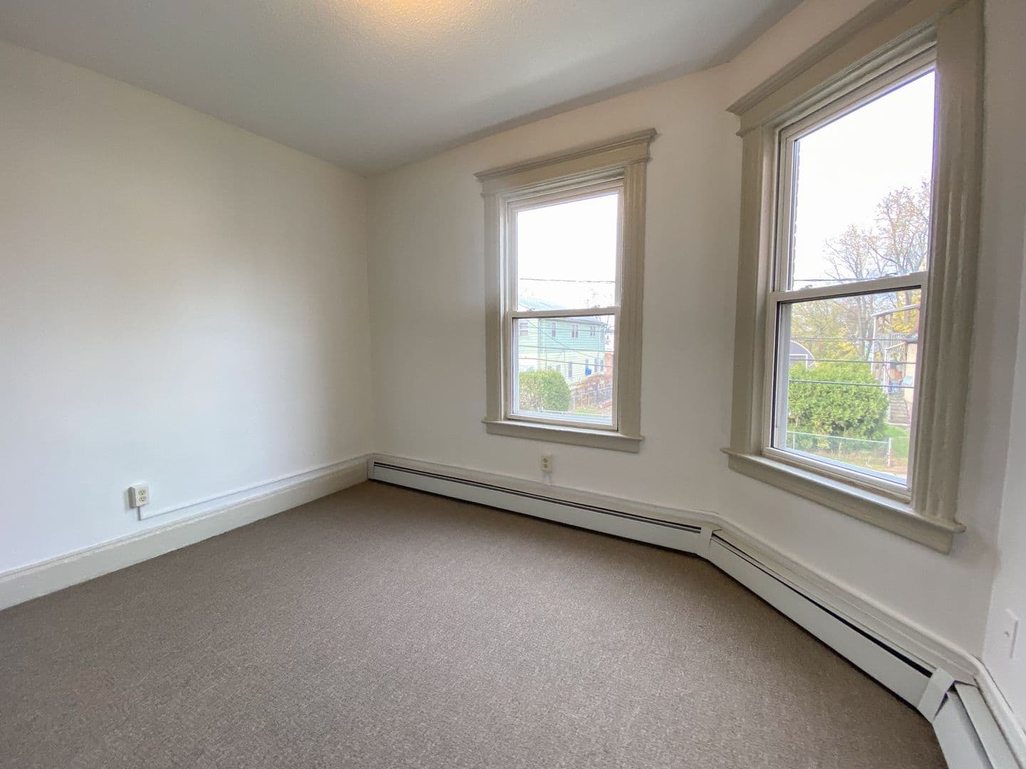 Hartford Apartment: 31-33 Bond St