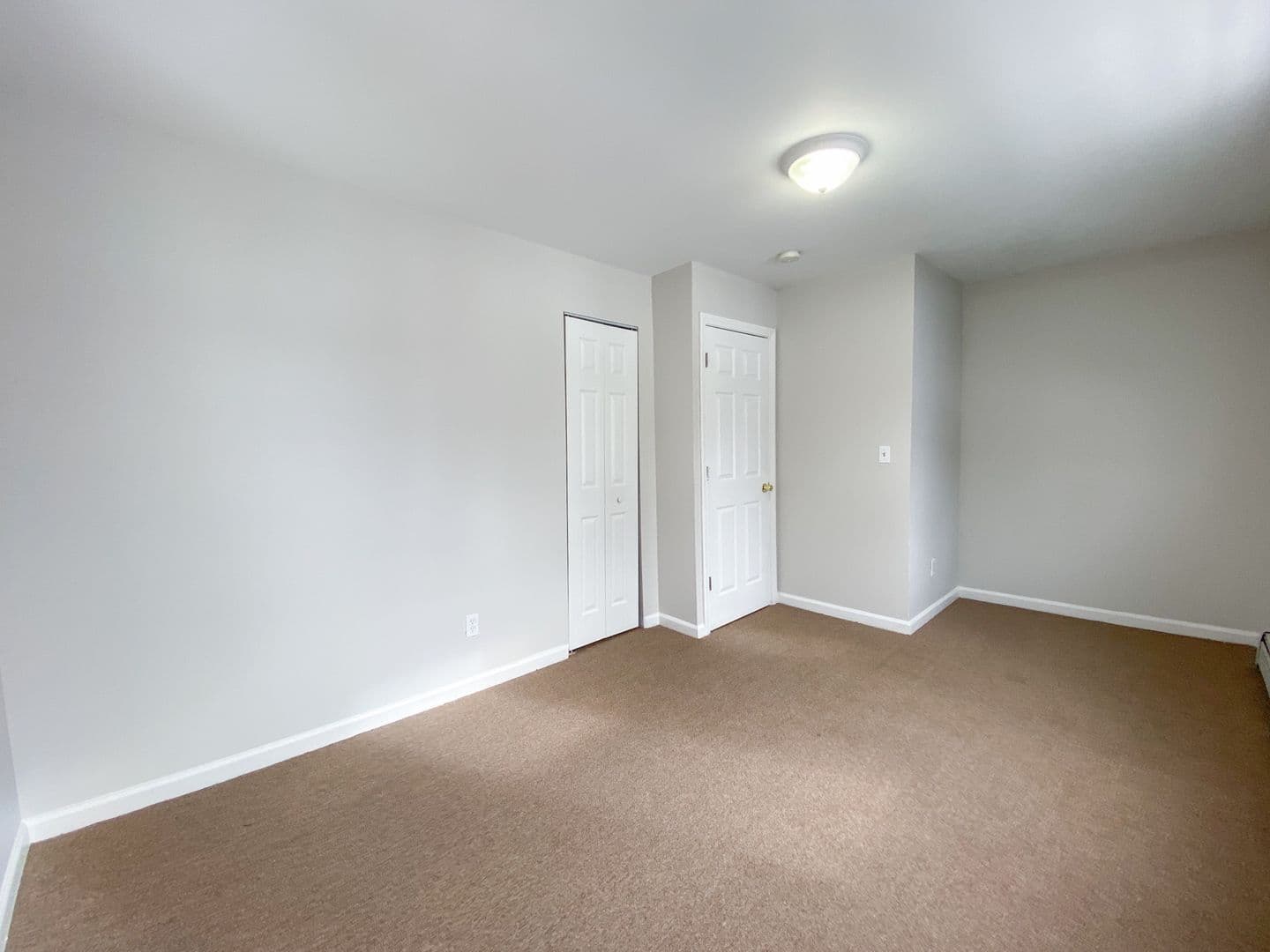 Hartford House: 158 Ward St