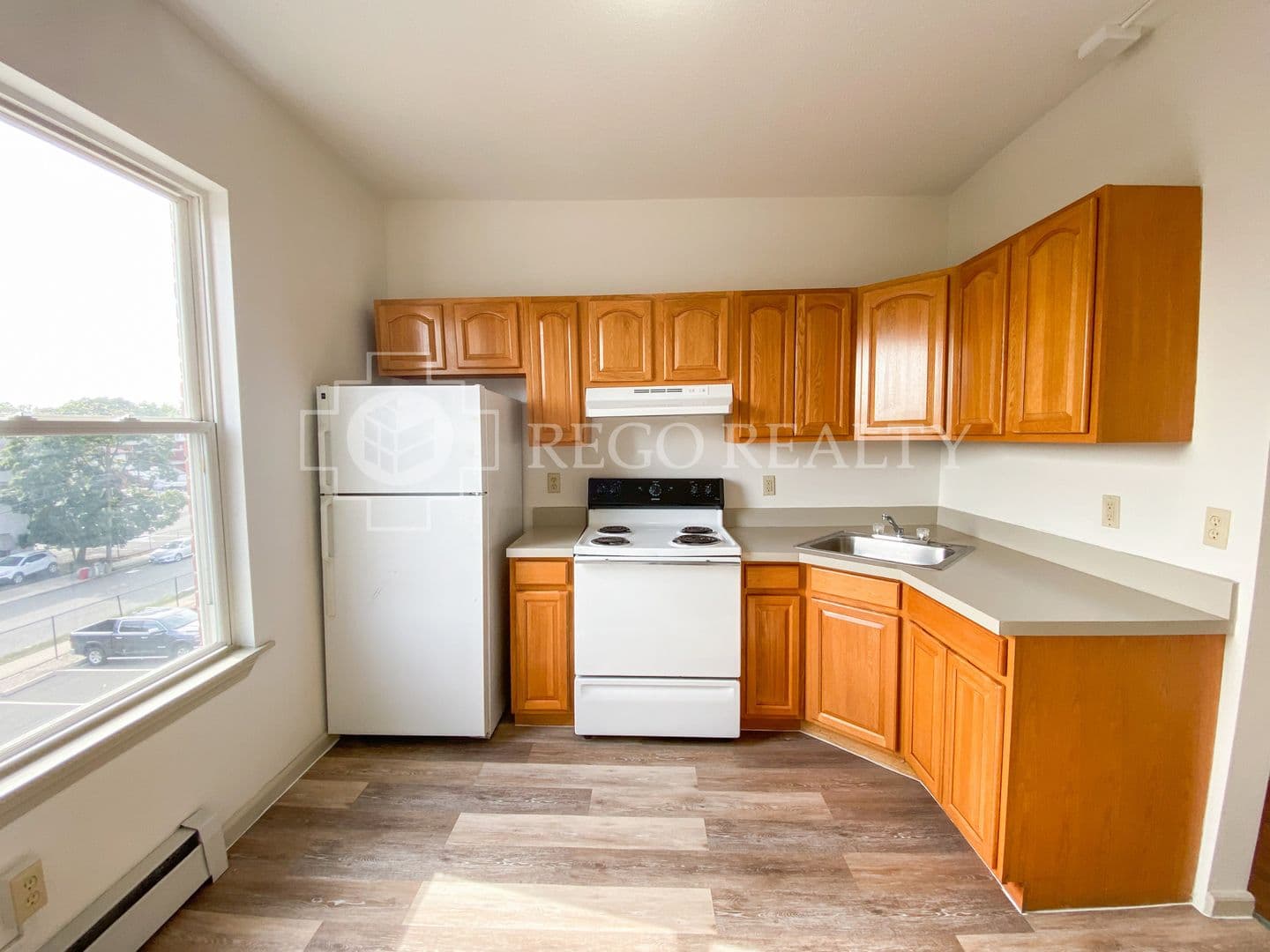 Hartford Apartment: 277 Buckingham St