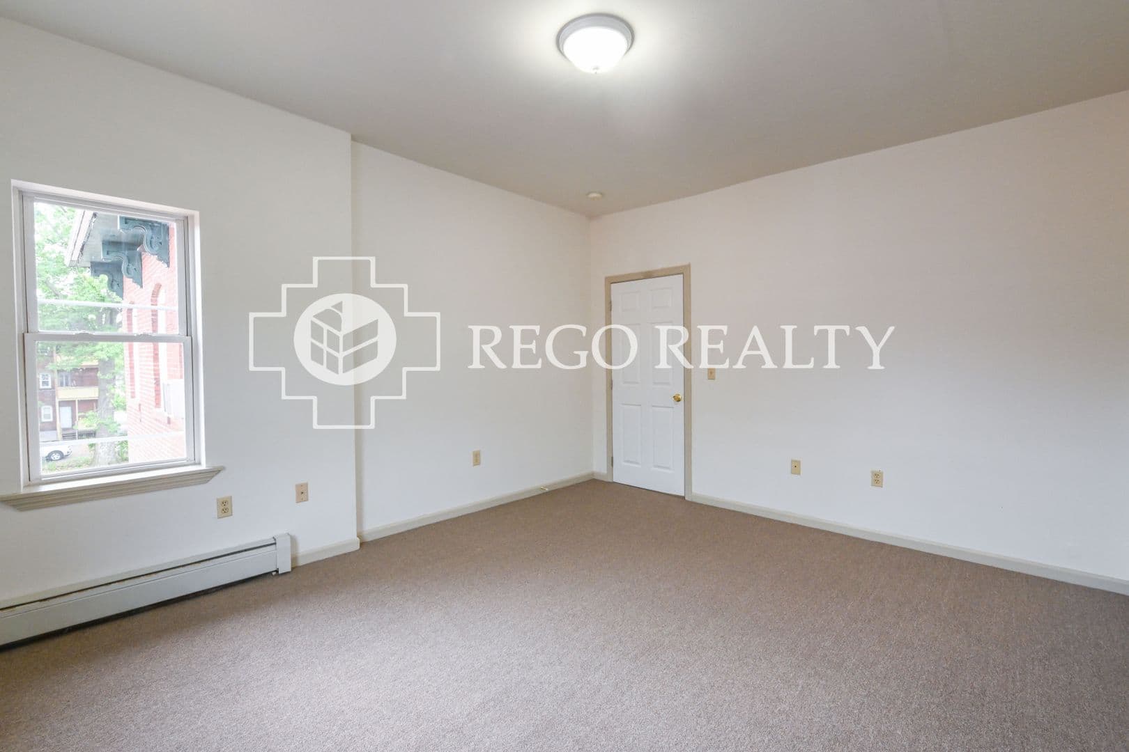 Hartford Apartment: 670-676 Broad St