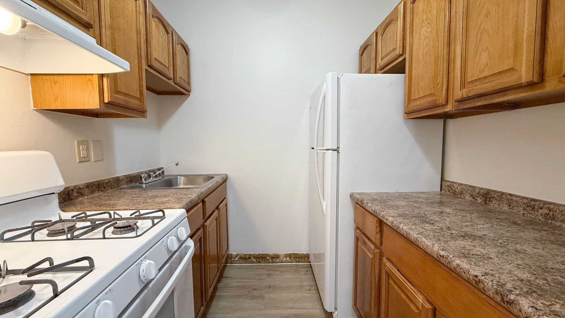 Hartford Apartment: 45 Allen Pl