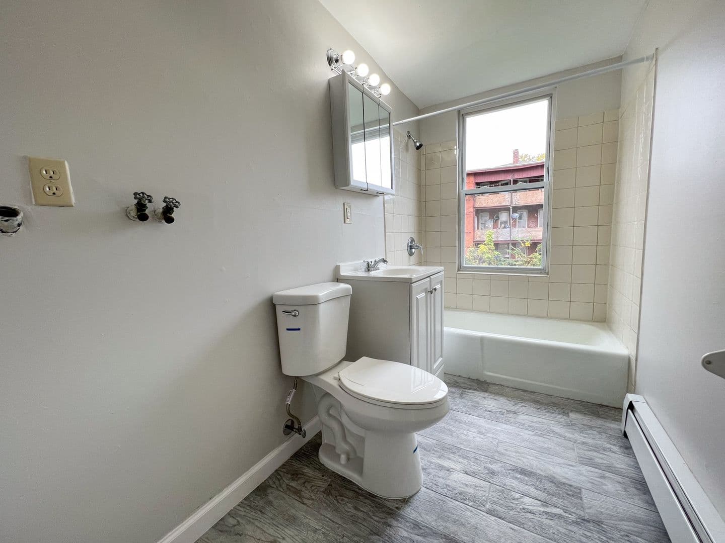 Hartford Apartment: 77-79 Green St
