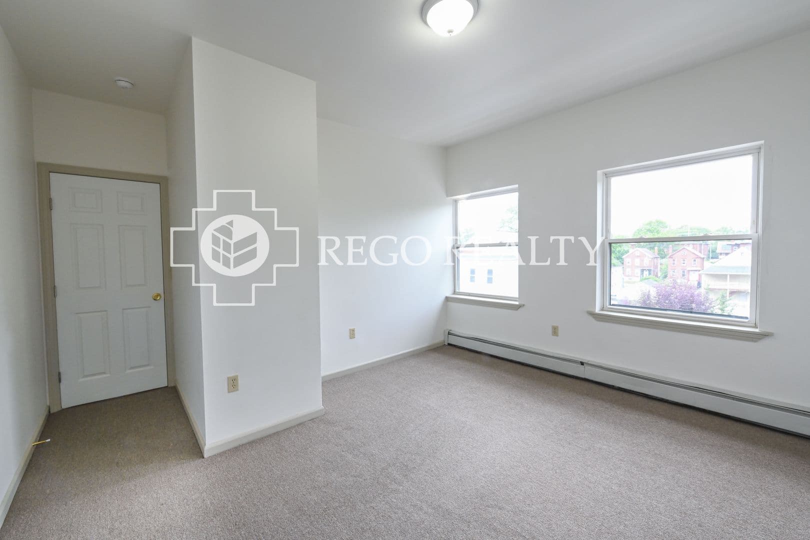 Hartford Apartment: 670-676 Broad St