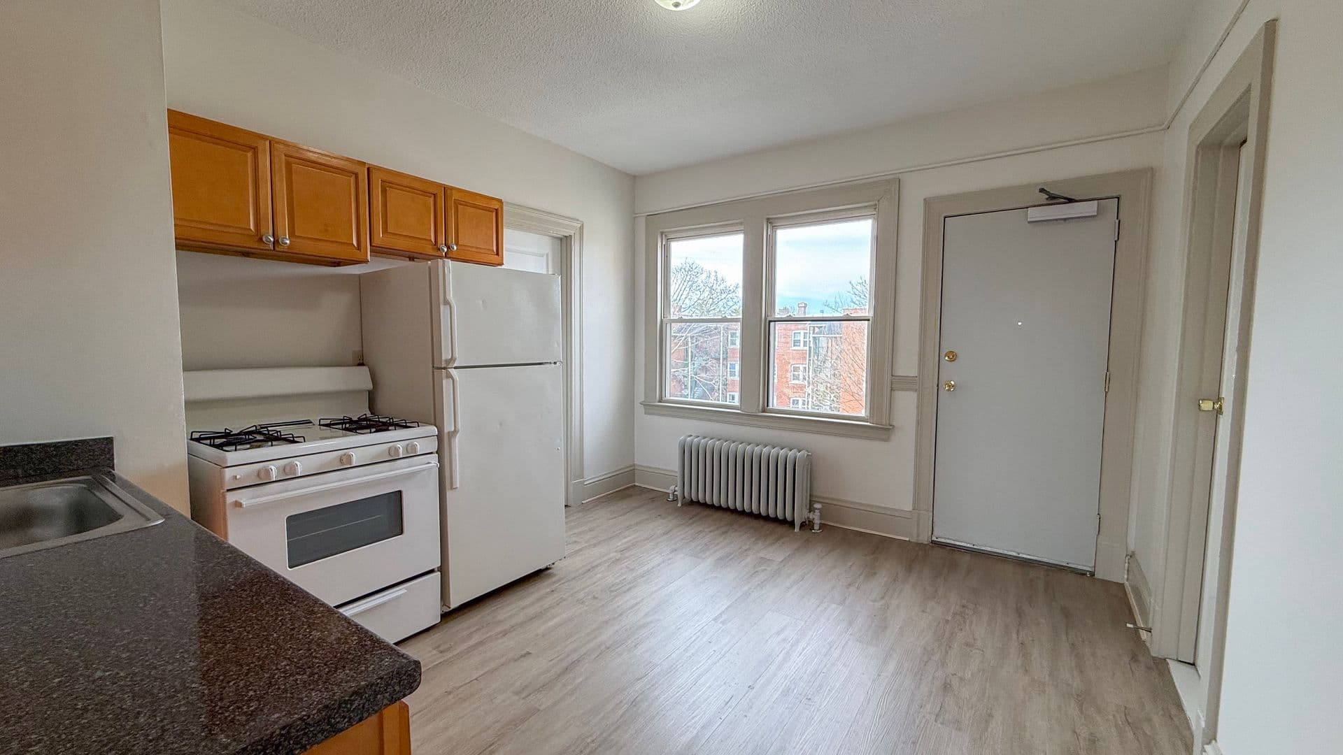 Hartford Apartment: 60-62 School St