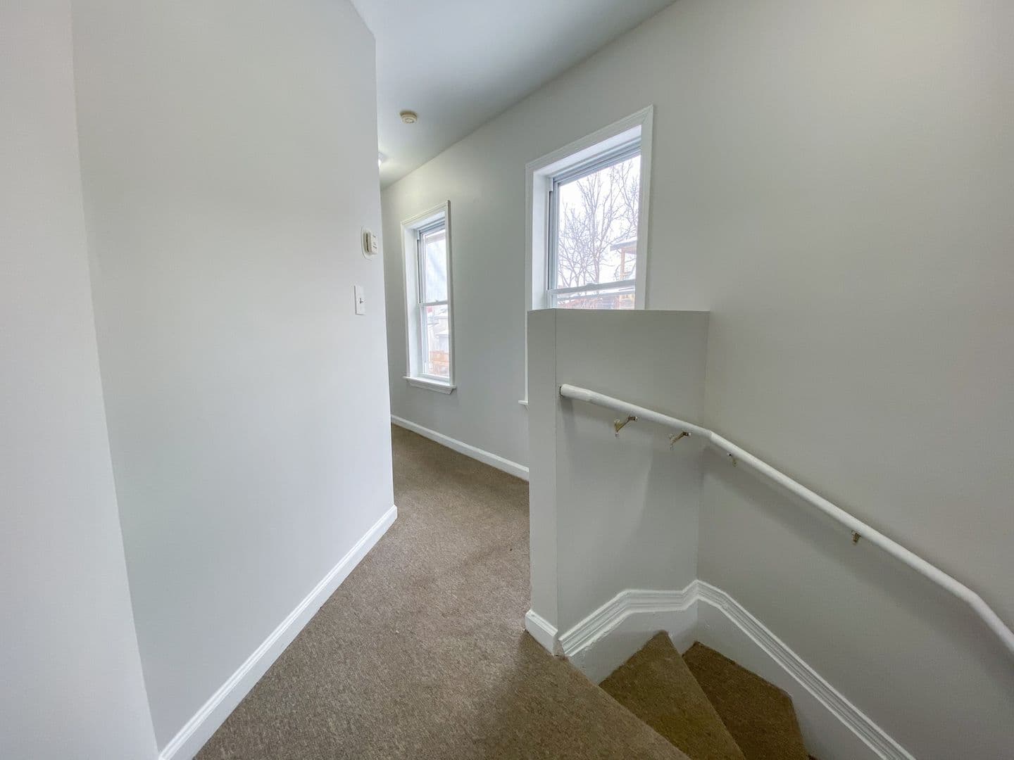 Hartford House: 158 Ward St