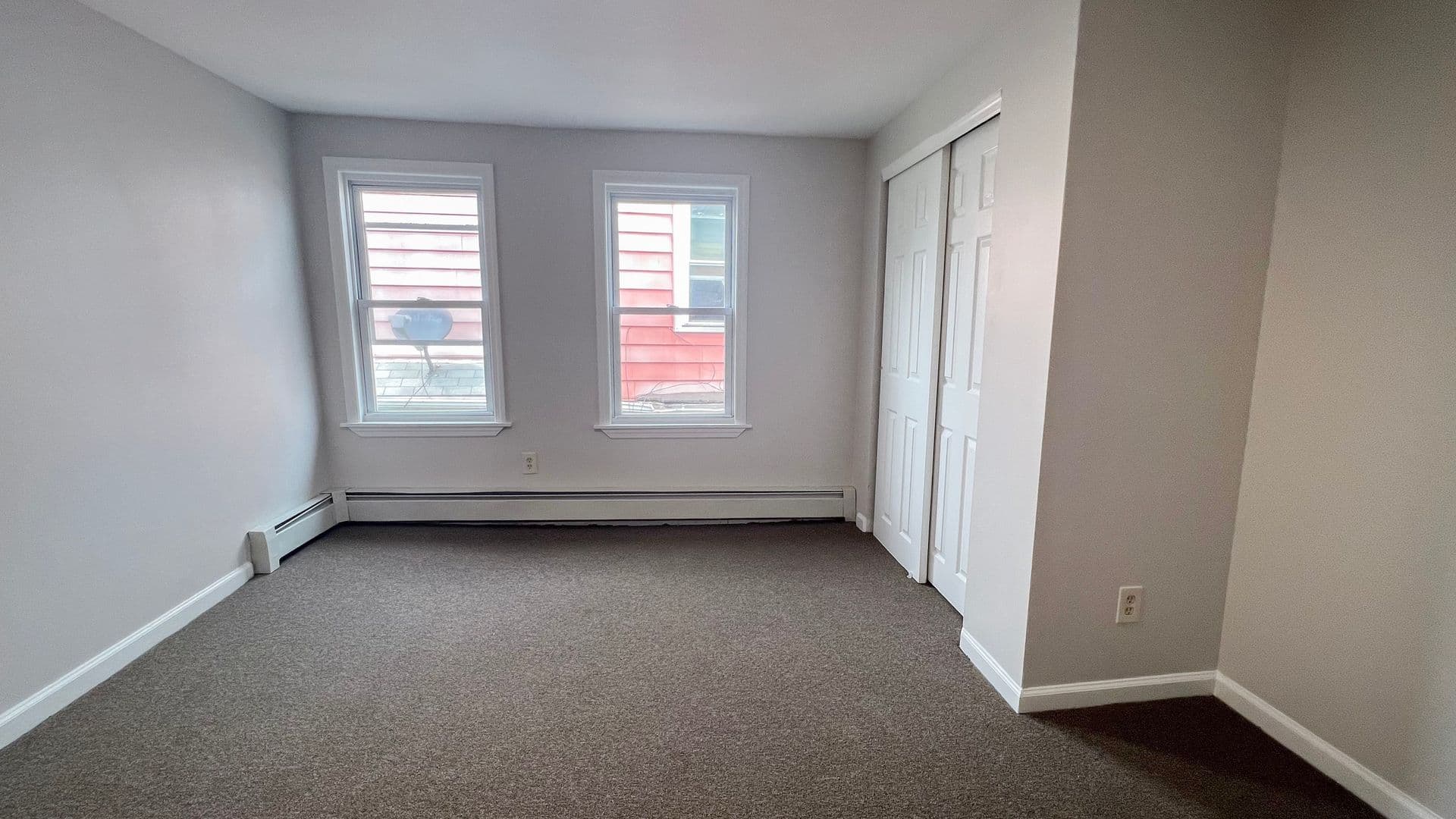 Hartford Apartment: 295 Franklin Ave