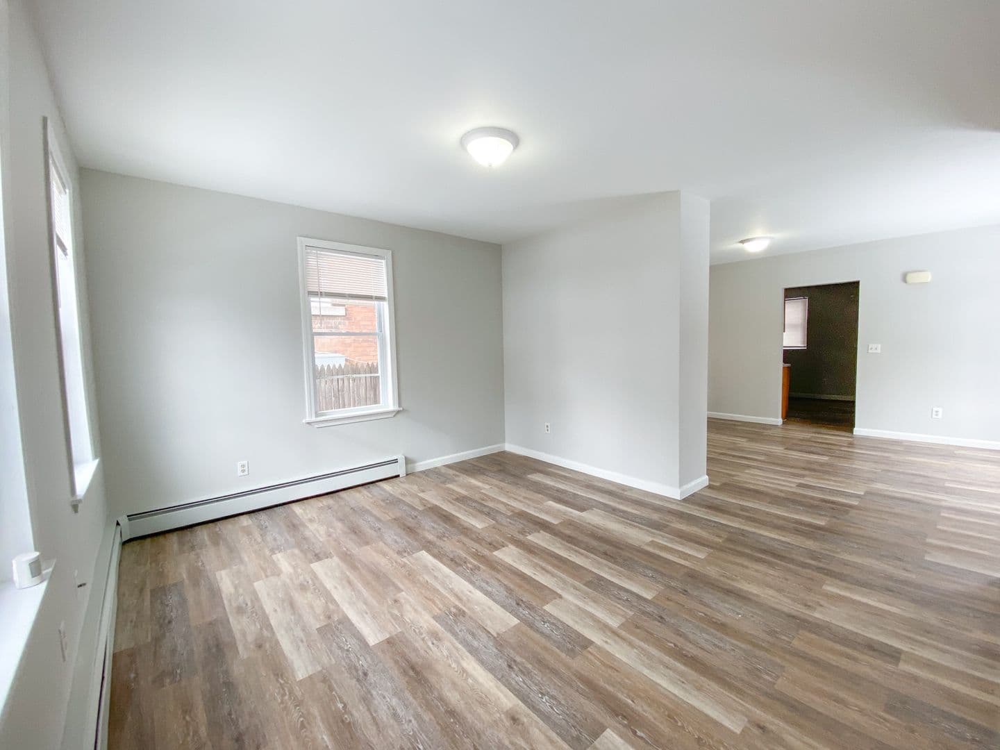 Hartford House: 158 Ward St