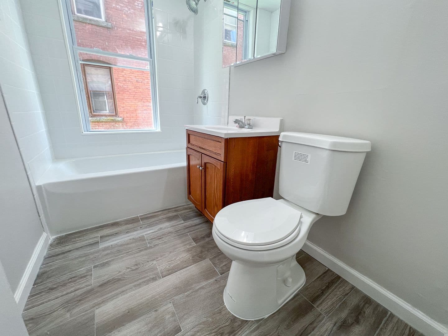 Hartford Apartment: 422-424 Garden St