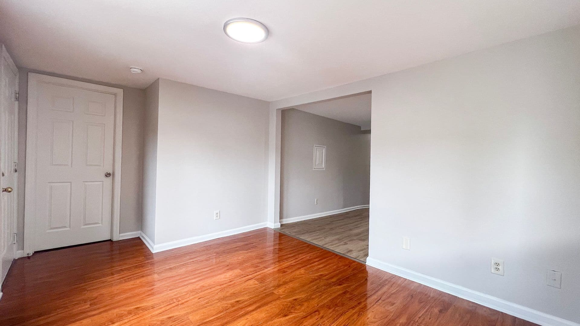 Hartford Apartment: 295 Franklin Ave