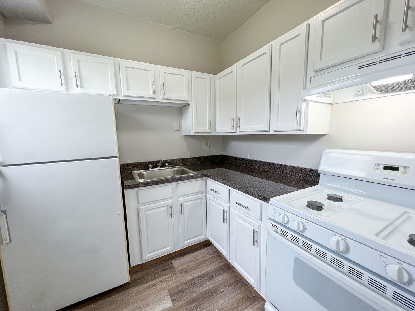Hartford Apartment: 77-79 Green St