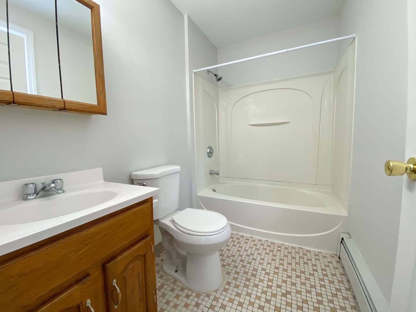 Hartford House: 158 Ward St