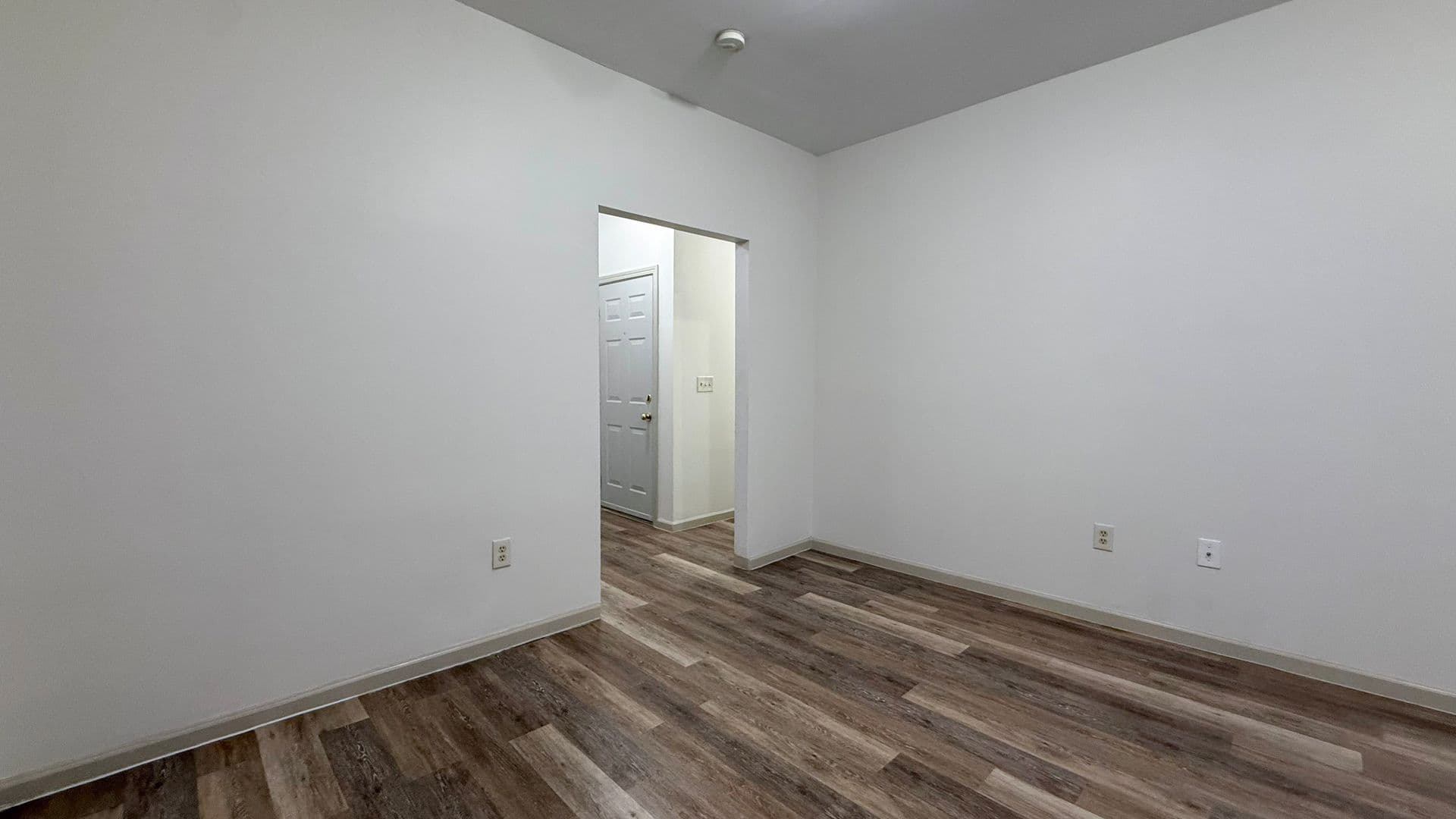 Hartford Apartment: 698-700 Broad St