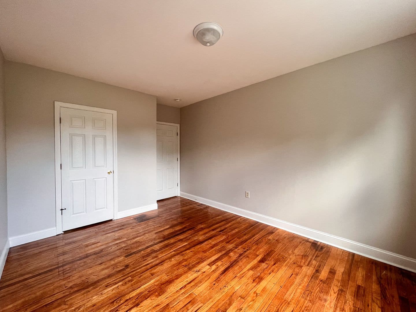 Hartford Apartment: 451-455 Edgewood St
